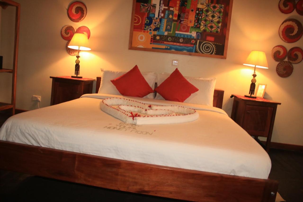 Nkuringo Bwindi Gorilla Lodge Экстерьер фото